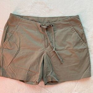 Columbia Women's Tan Casual Shorts